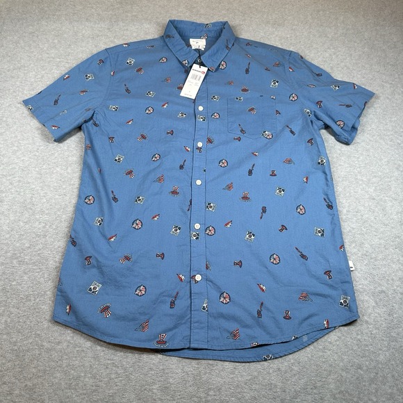 Quiksilver Other - Quiksilver Short Sleeve Shirt Mens L Button Up Blue 4th Of July‎ Patriotic Print